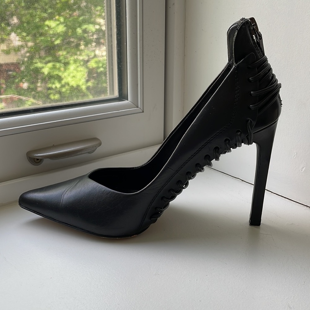 Black heals - Picture 4 of 7